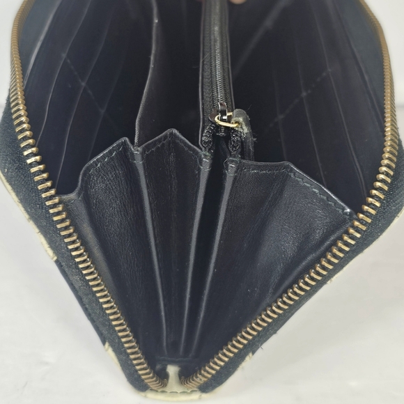 Gucci: Marmont Leather Continental Chevron, Black & White Wallet - Picture 10 of 12